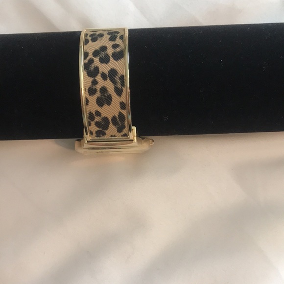 Geneva leopard bracelet watch - Picture 3 of 5